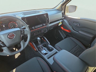 2025 Nissan Frontier Crew Cab PRO-4X®