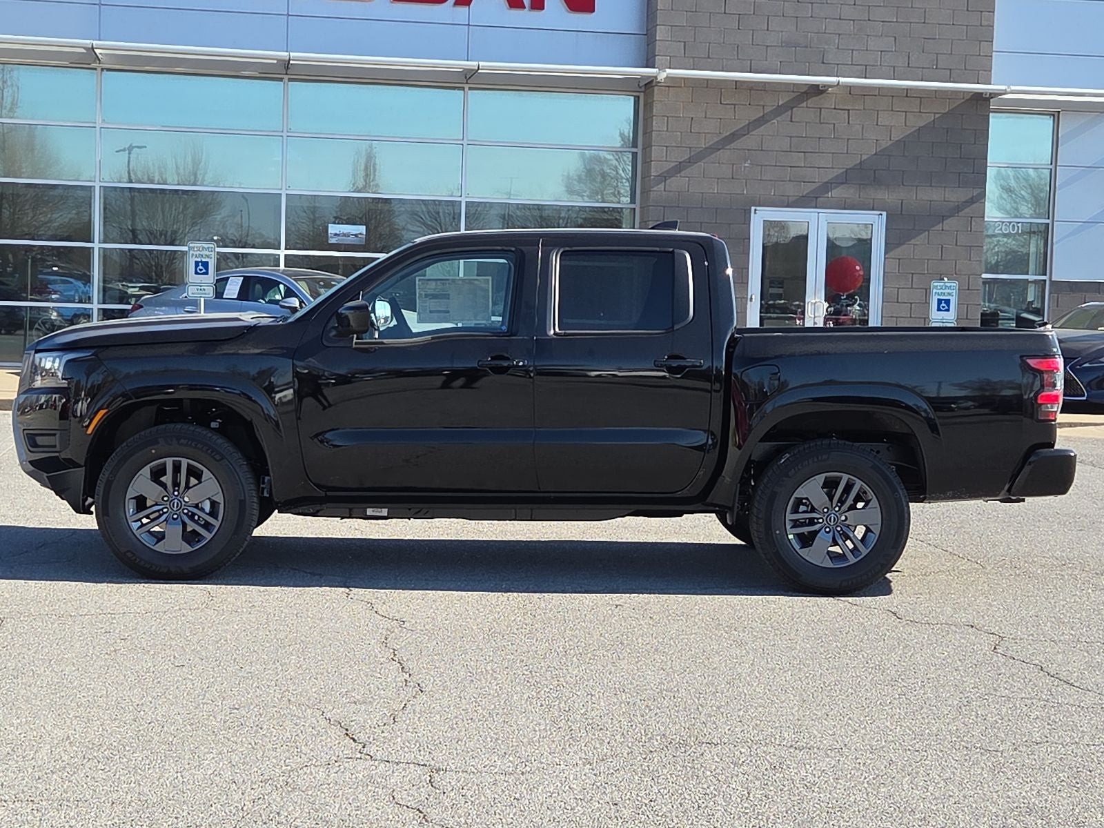 2026 Nissan Frontier Crew Cab SV