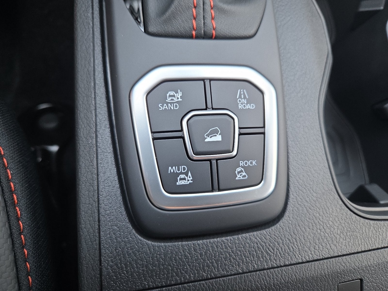 2027 Nissan Frontier Crew Cab PRO-4X®