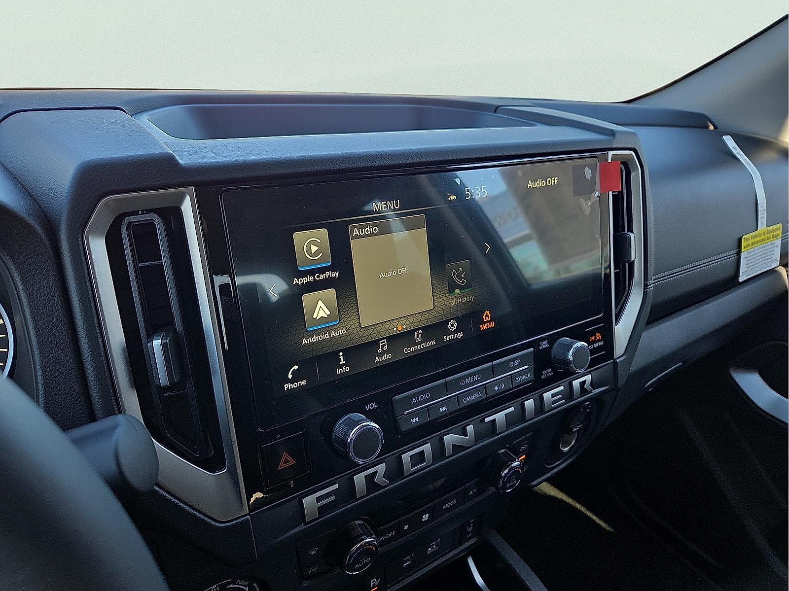 2026 Nissan Frontier Crew Cab SV