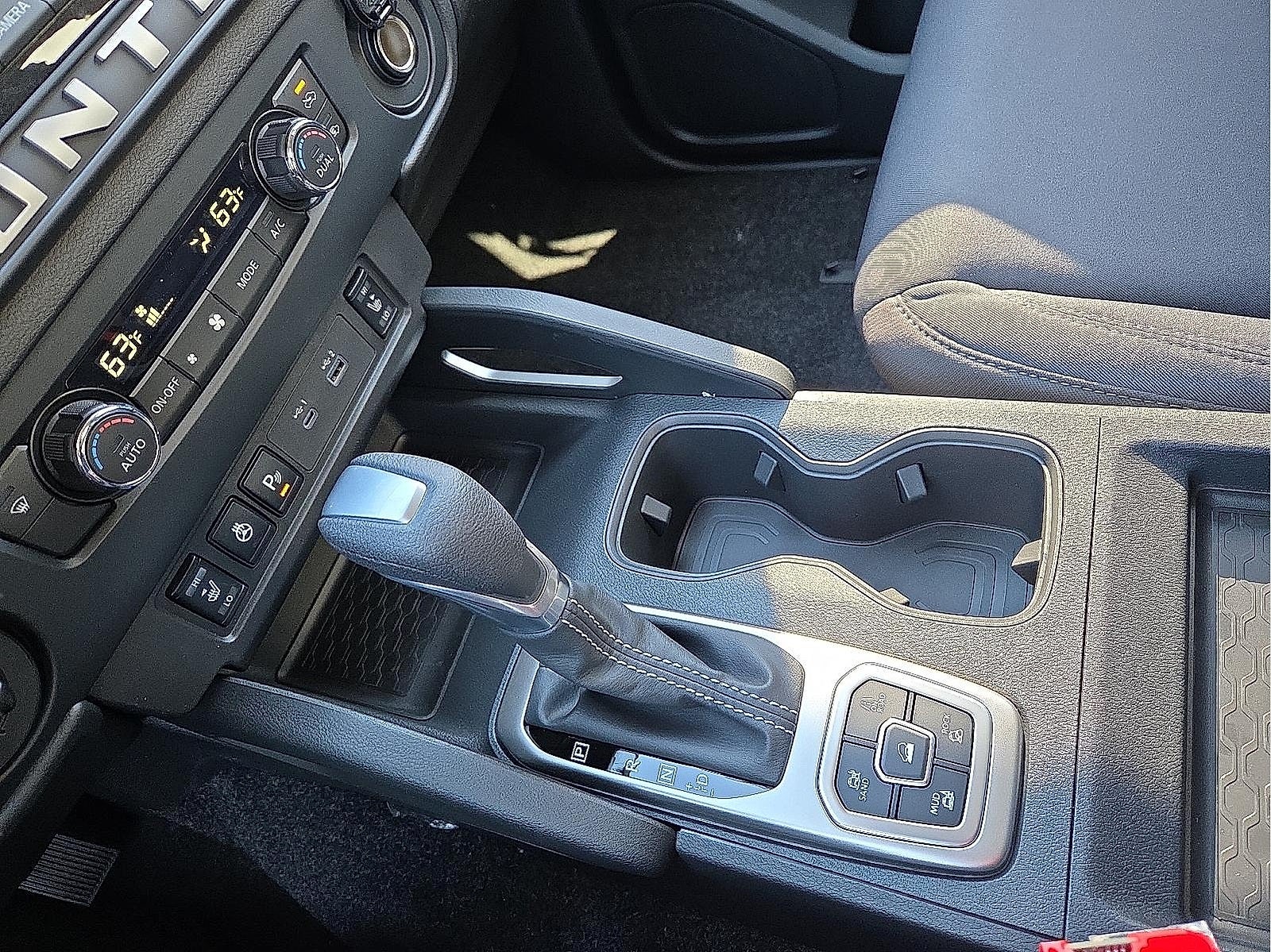 2026 Nissan Frontier Crew Cab SV