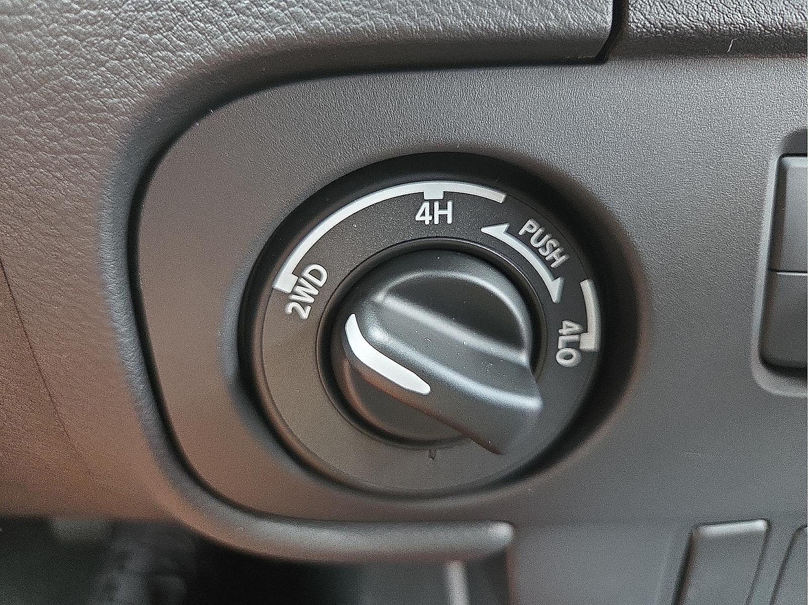 2025 Nissan Frontier Crew Cab PRO-4X® Long Bed