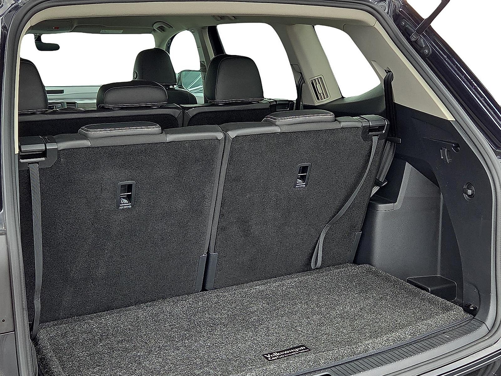 2023 Volkswagen Atlas 2.0T SE