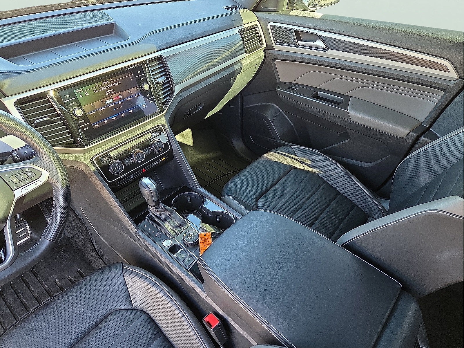 2023 Volkswagen Atlas Cross Sport 3.6L V6 SEL Premium R-Line