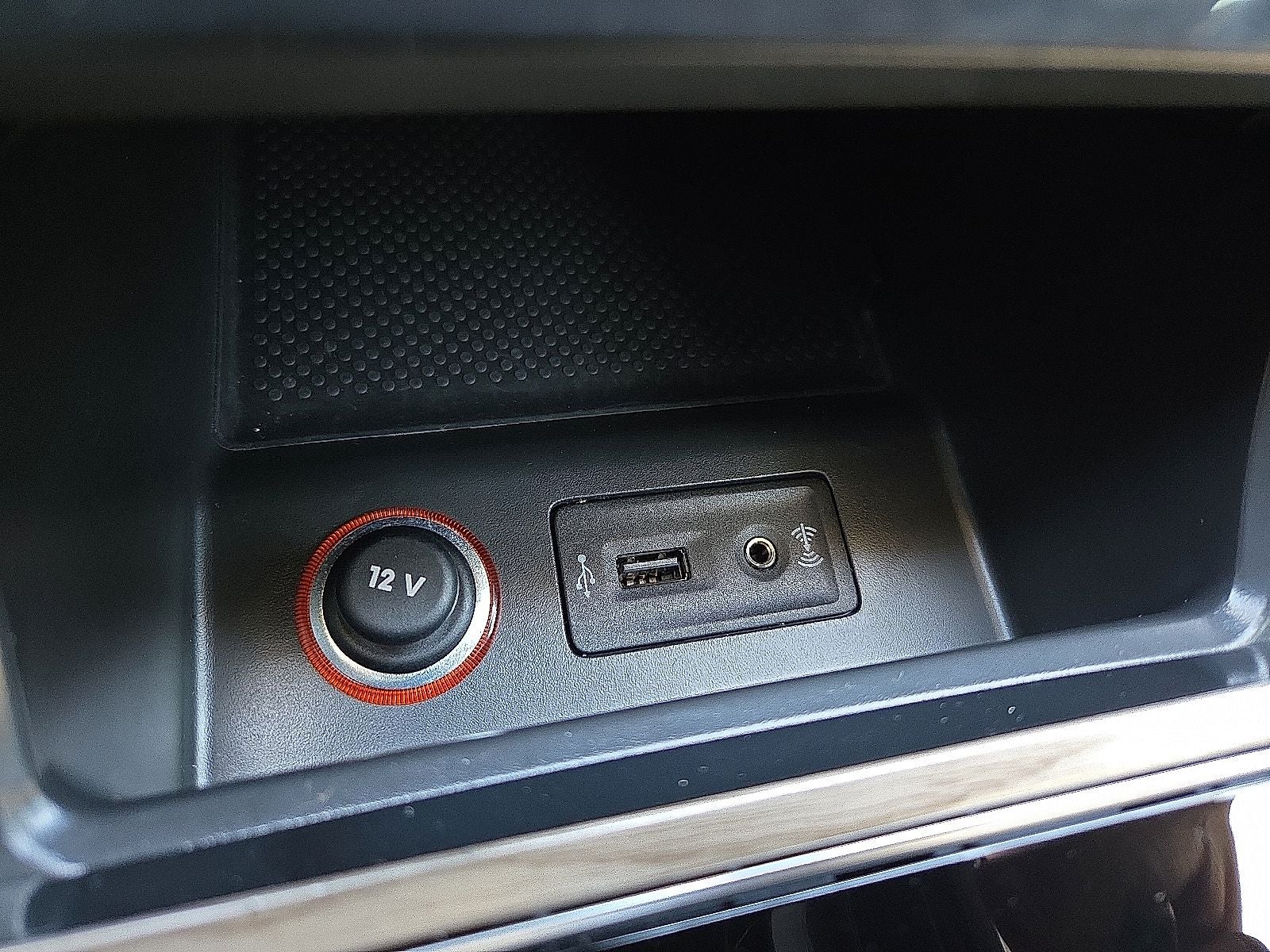 2017 Volkswagen Passat SEL Premium