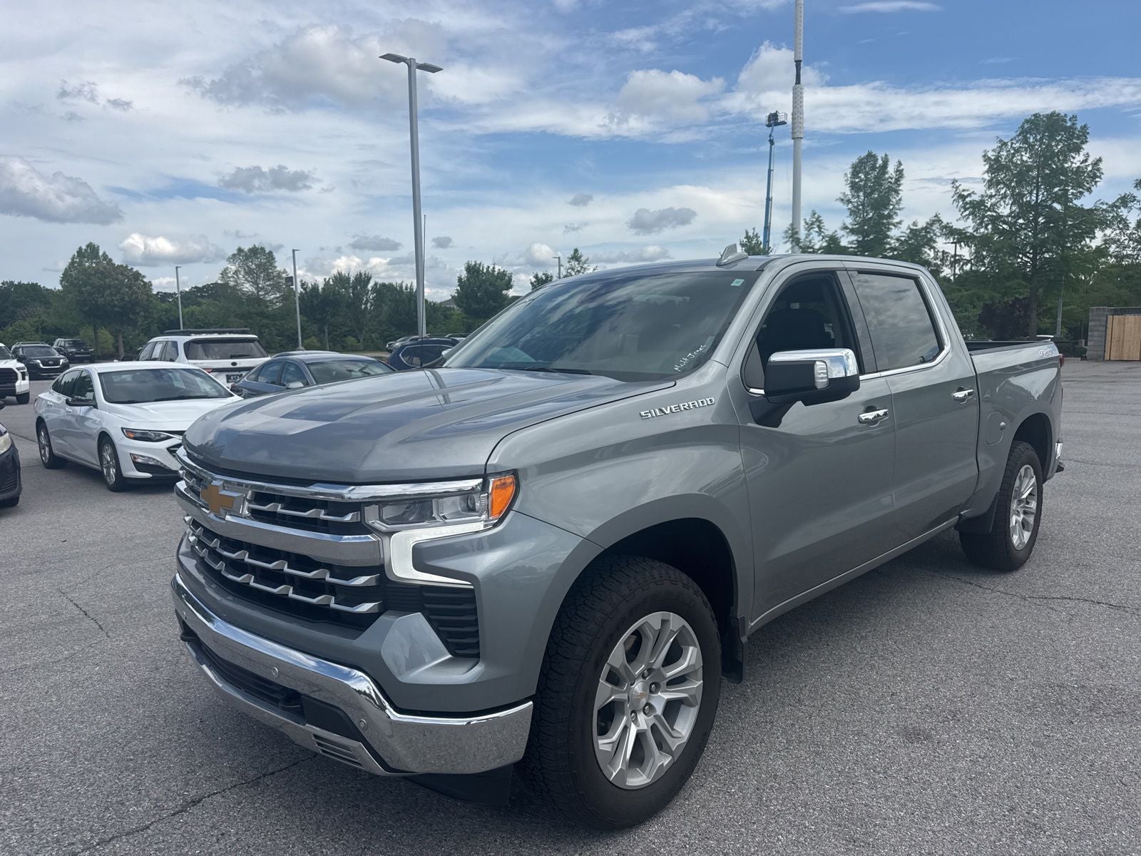 2025 Chevrolet Silverado 1500's photo