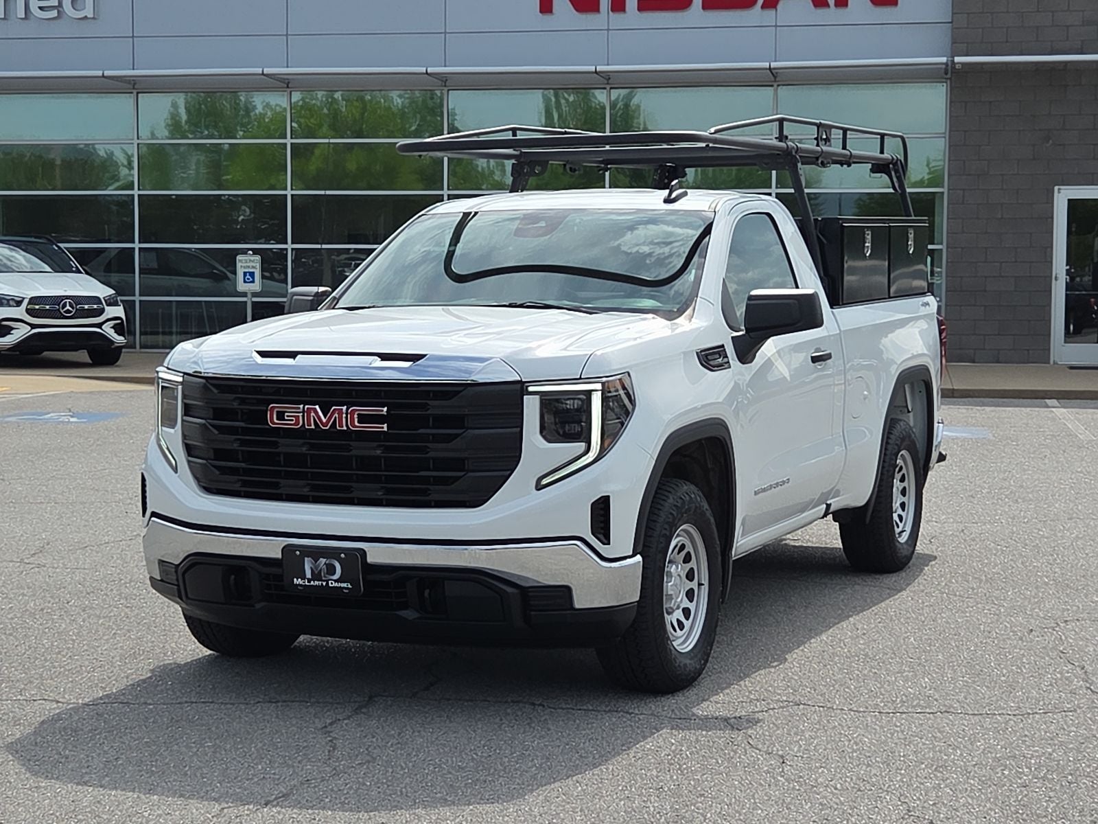 2025 GMC Sierra 1500 Pro