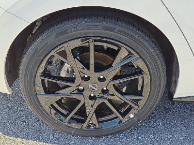 2025 Nissan Sentra SR Midnight Edition