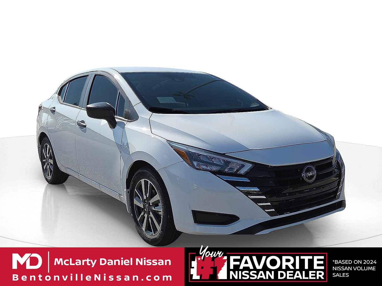 2025 Nissan Versa 1.6 S CVT's photo