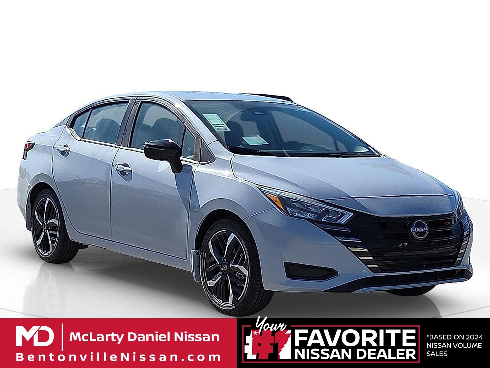 2025 Nissan Versa SR