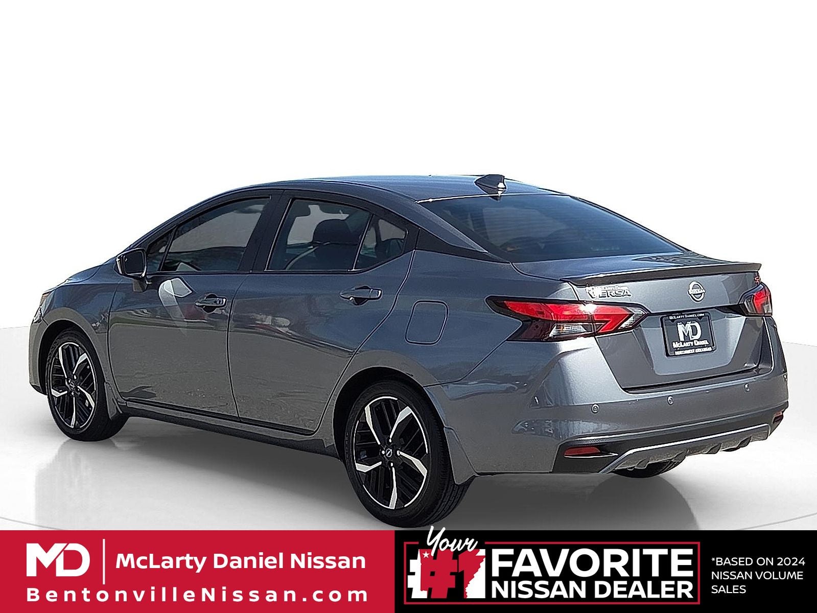 2025 Nissan Versa 1.6 SR