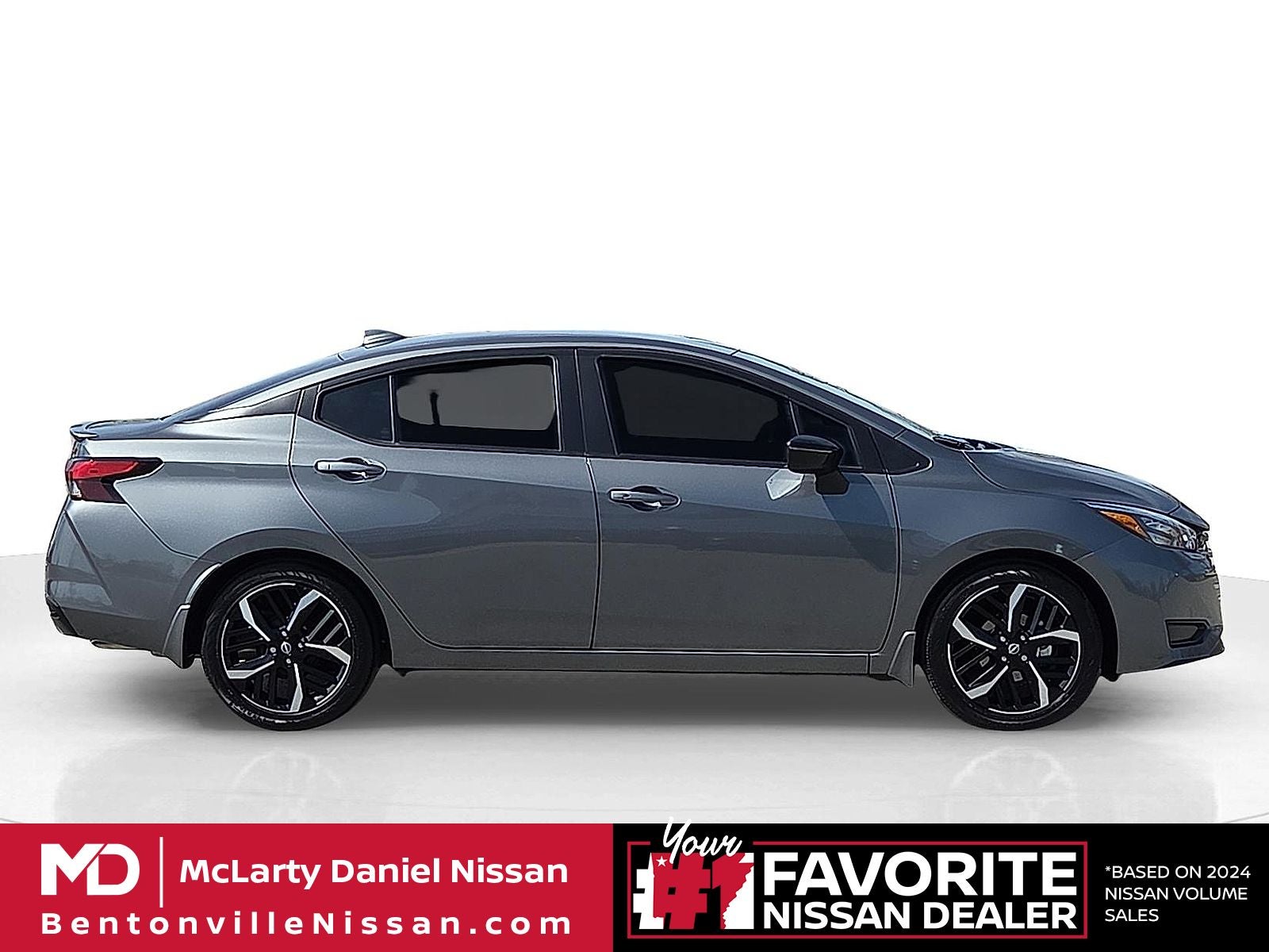 2025 Nissan Versa 1.6 SR