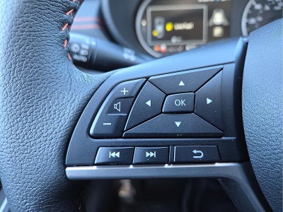 2025 Nissan Versa 1.6 SR