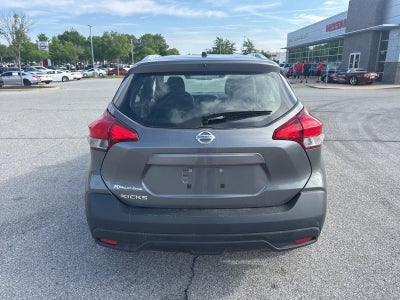 2019 Nissan Kicks S