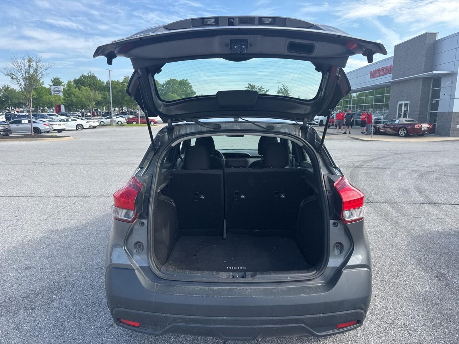 2019 Nissan Kicks S