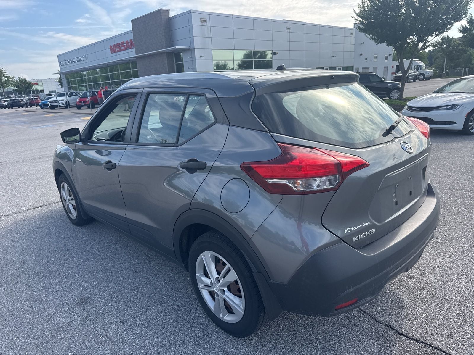 2019 Nissan Kicks S