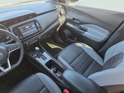 2021 Nissan Kicks SR