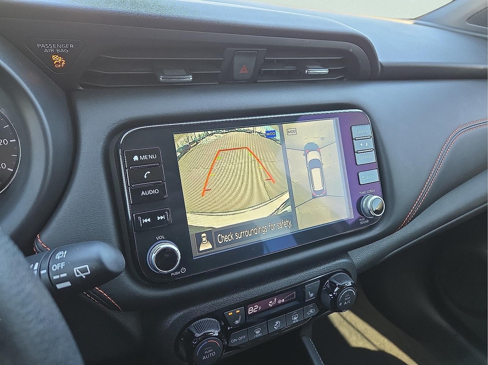 2021 Nissan Kicks SR