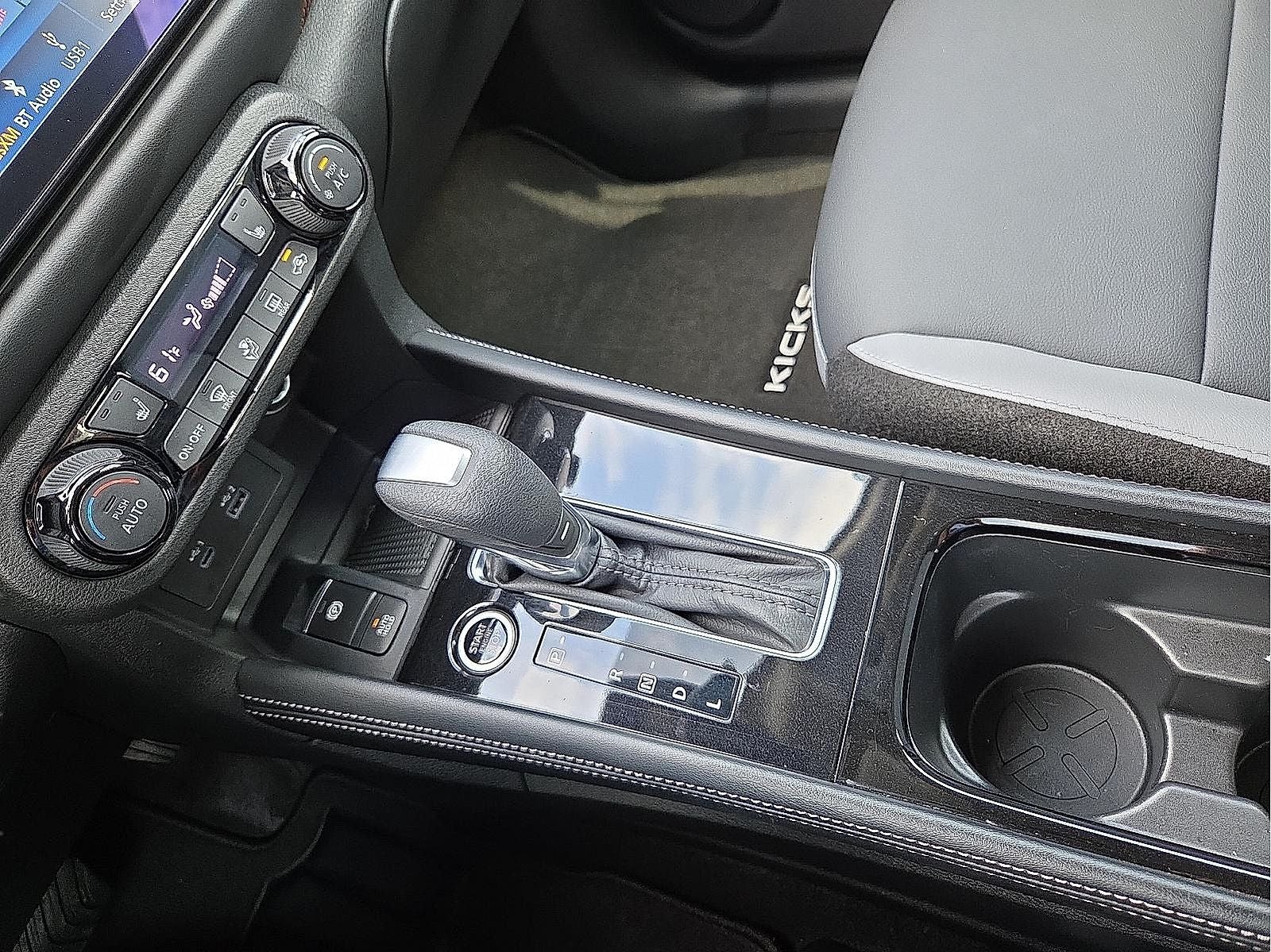 2024 Nissan Kicks SR