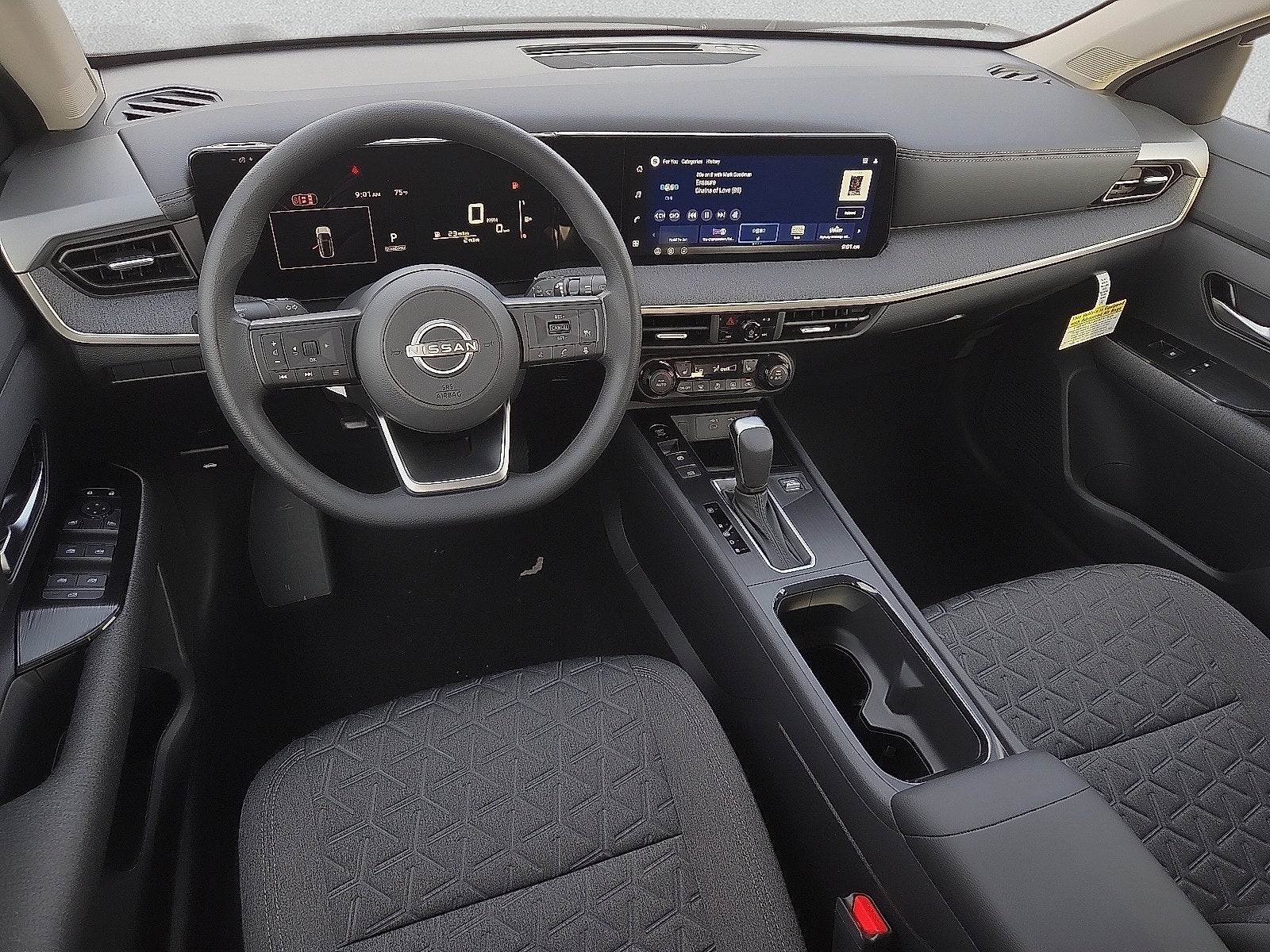 2027 Nissan Kicks SV