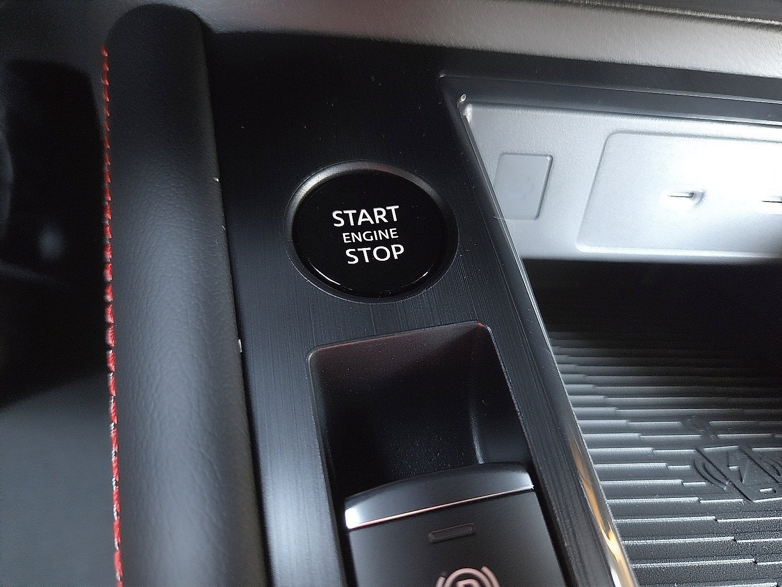 2027 Nissan Kicks SR