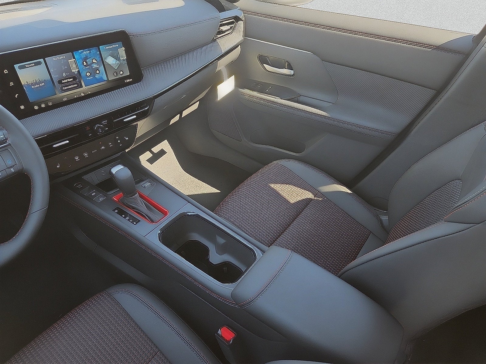 2027 Nissan Kicks SR