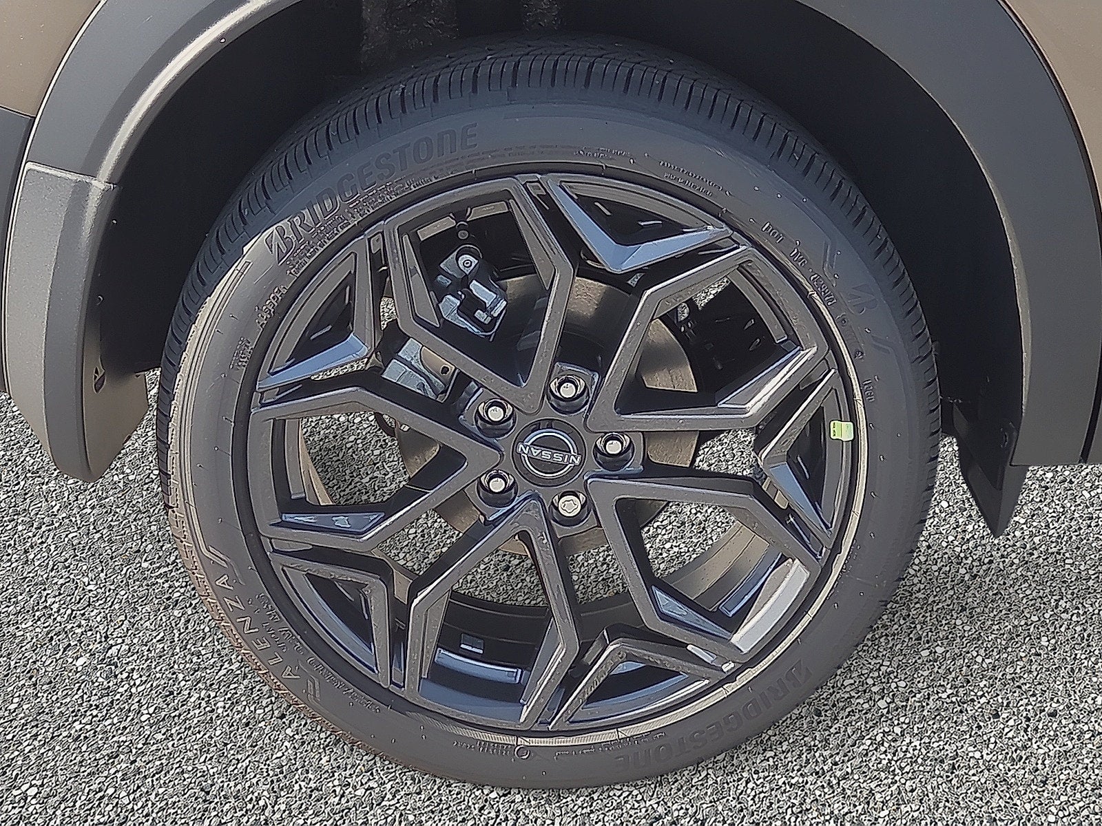 2027 Nissan Kicks SR