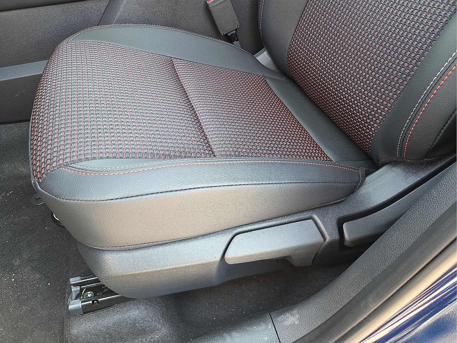 2027 Nissan Kicks SR