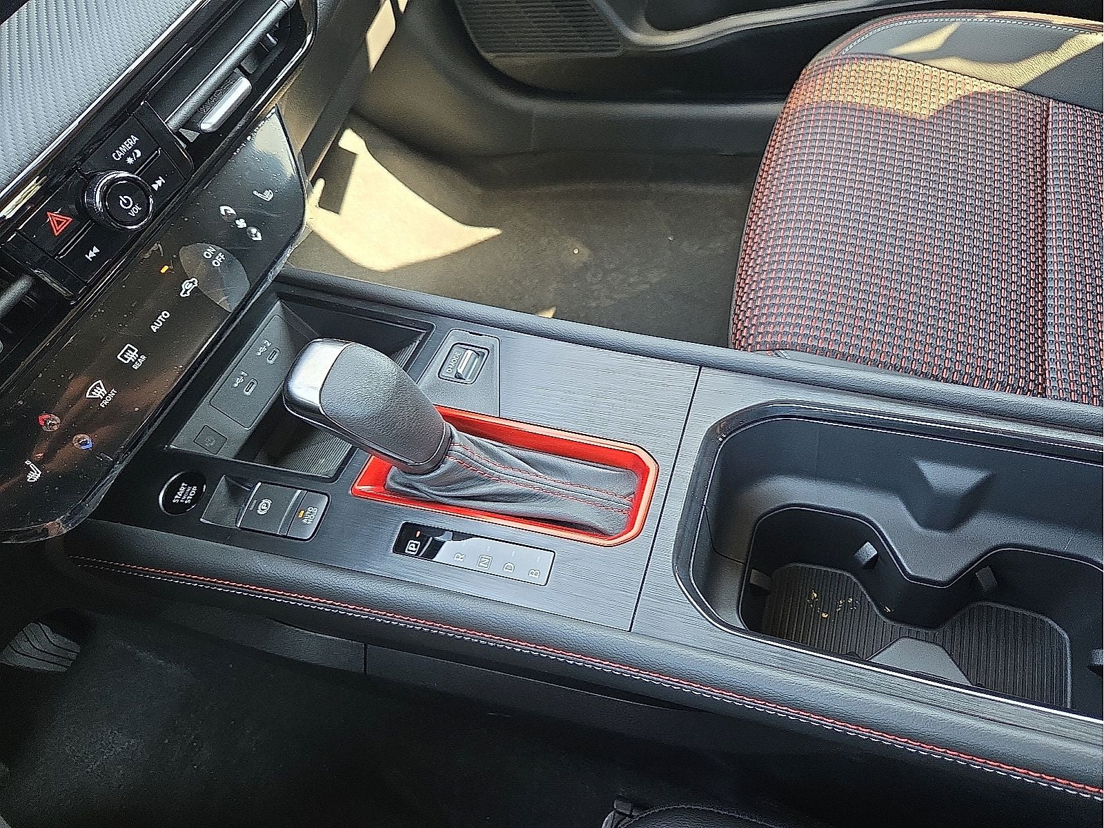 2027 Nissan Kicks SR