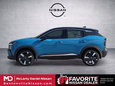 2025 Nissan Kicks SR