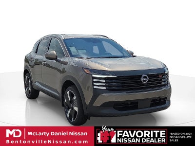 2025 Nissan Kicks SR