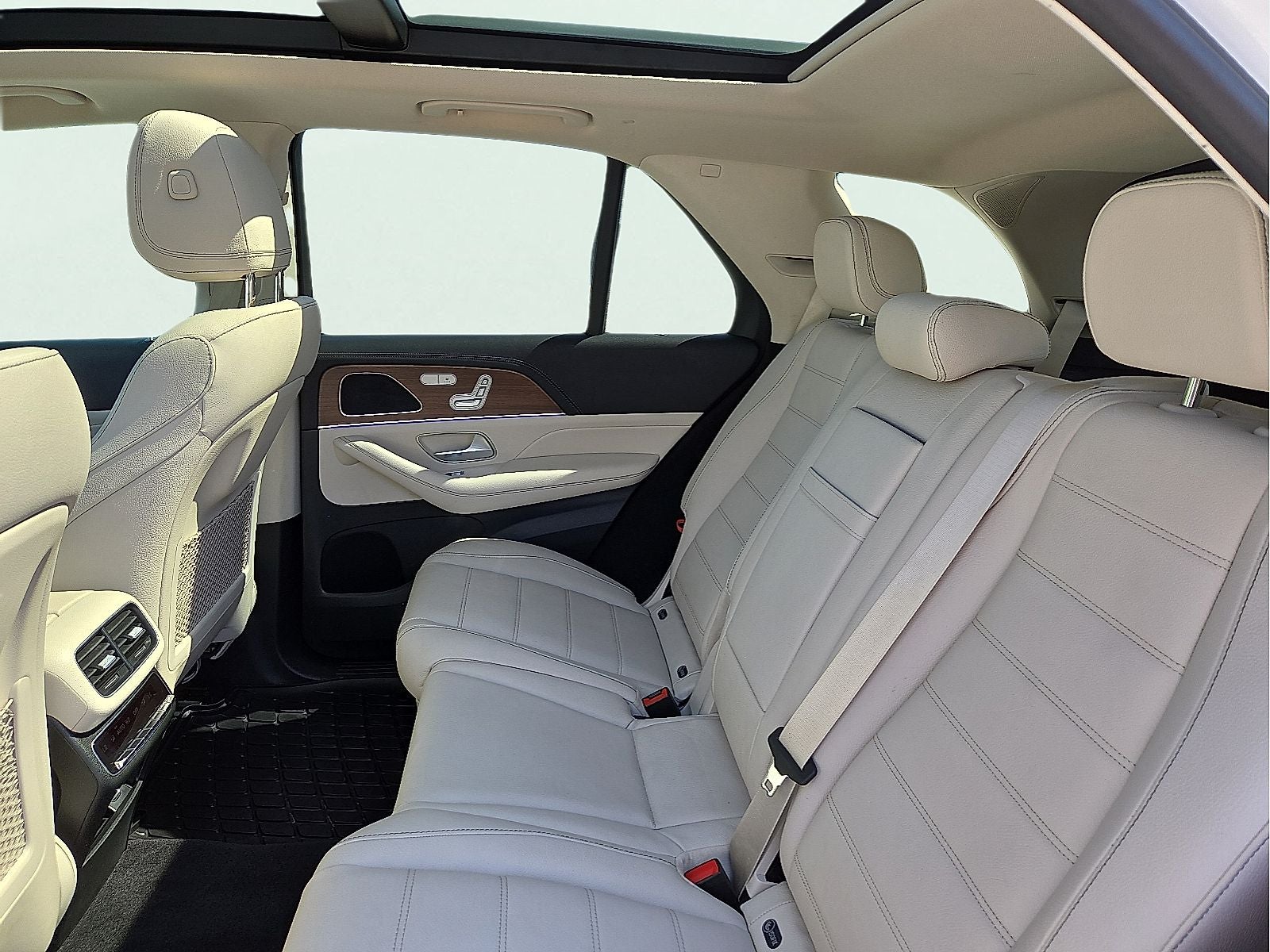 2022 Mercedes-Benz GLE GLE450 - Photo 10
