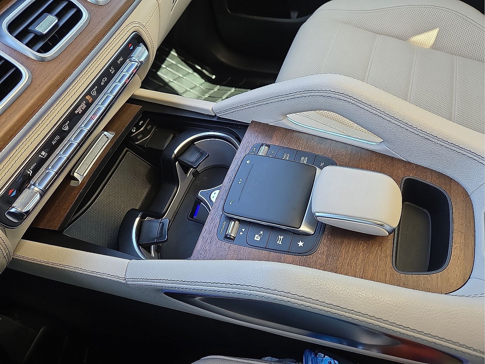 2022 Mercedes-Benz GLE GLE450 - Photo 25