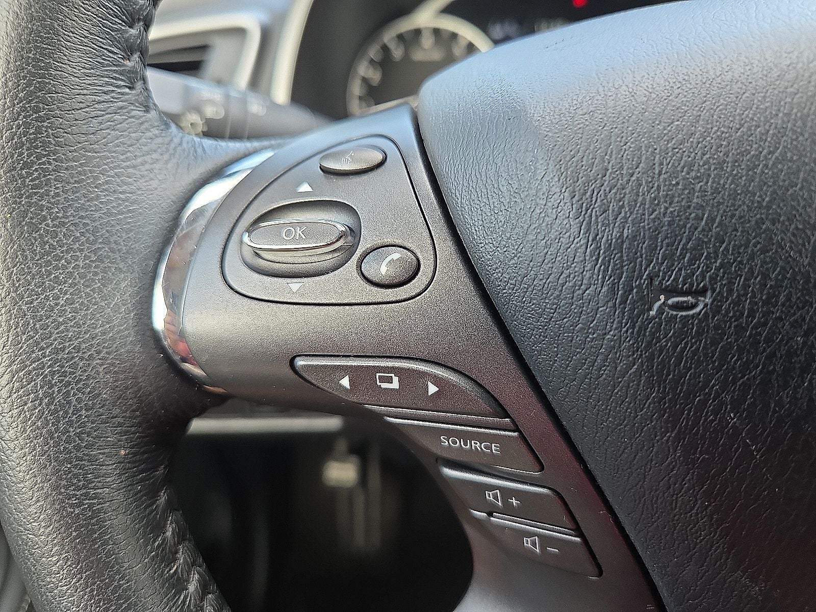 2024 Nissan Murano SV