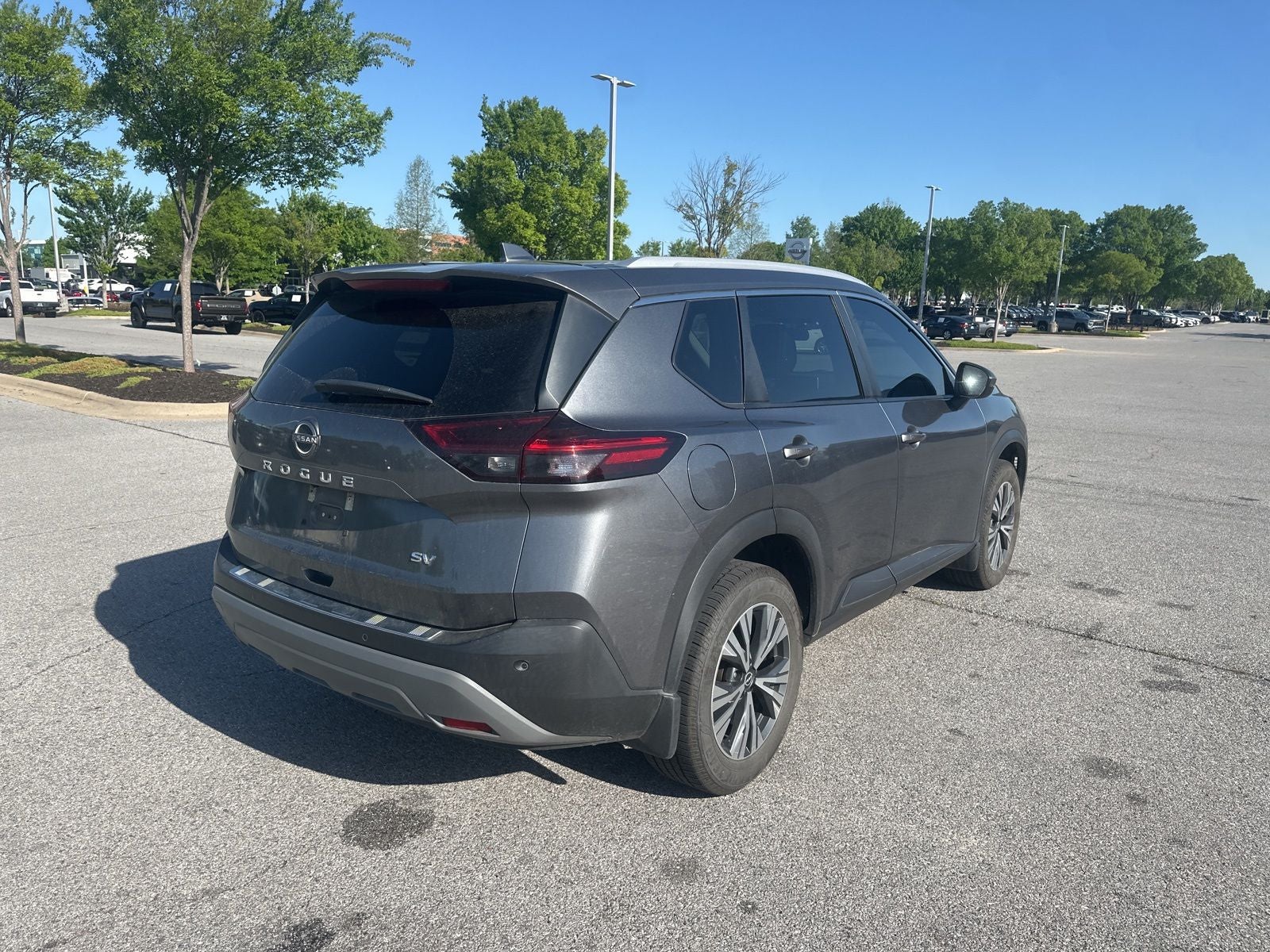 2022 Nissan Rogue SV