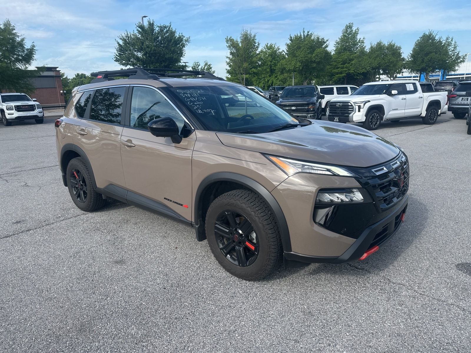 2025 Nissan Rogue Rock Creek