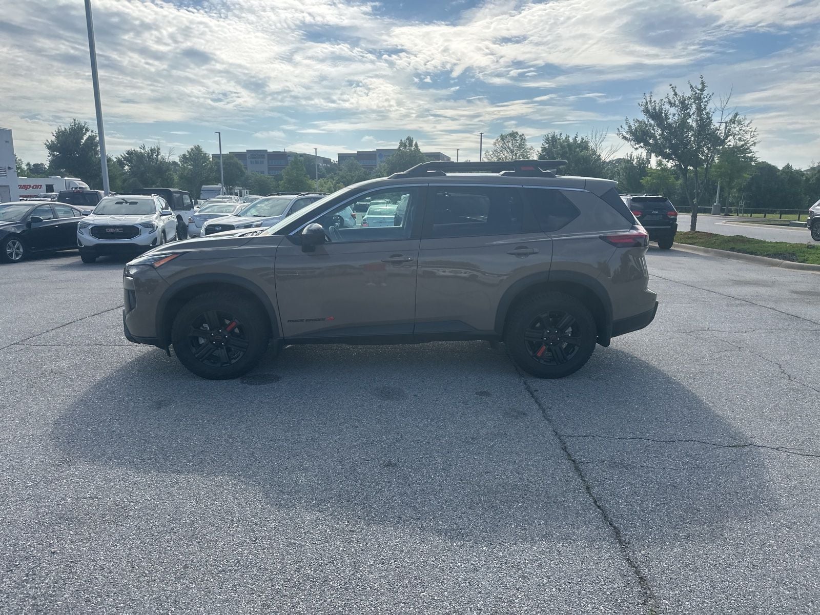 2025 Nissan Rogue Rock Creek