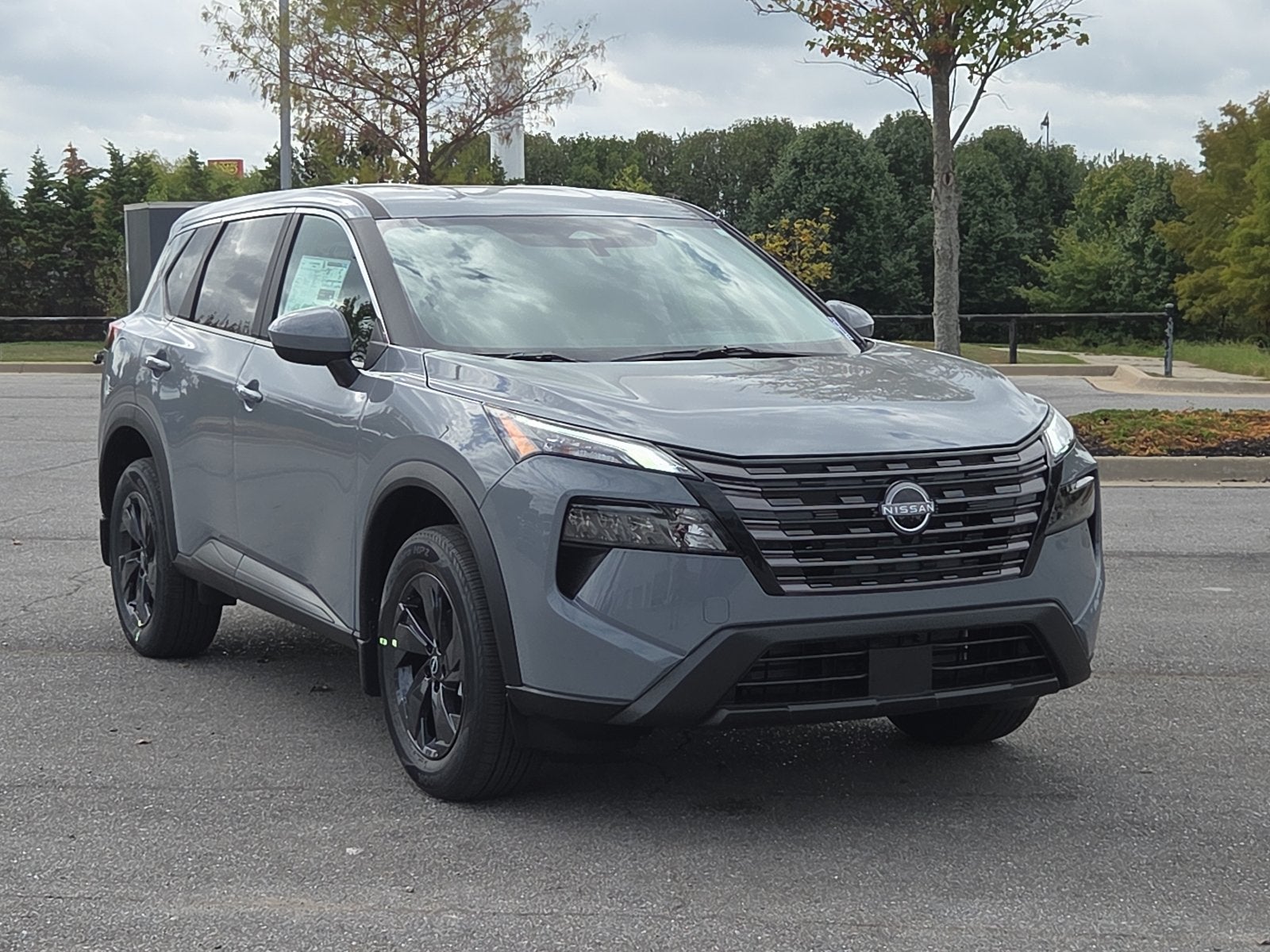2027 Nissan Rogue SV