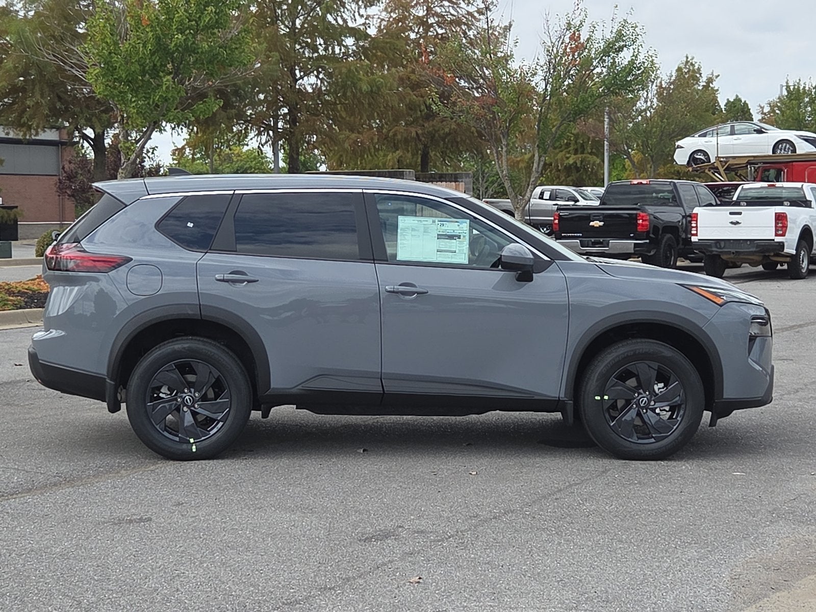 2027 Nissan Rogue SV