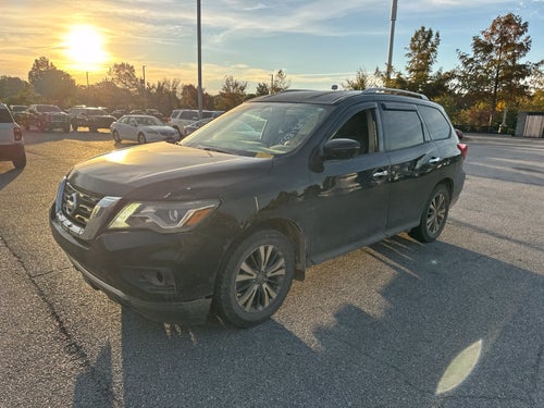 2019 Nissan Pathfinder SV