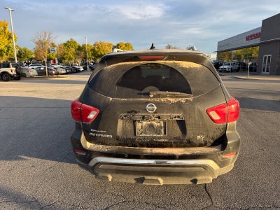 2019 Nissan Pathfinder SV