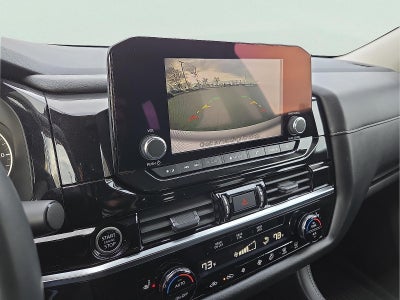 2023 Nissan Pathfinder SV