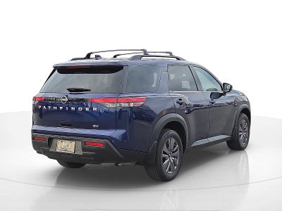 2023 Nissan Pathfinder SV
