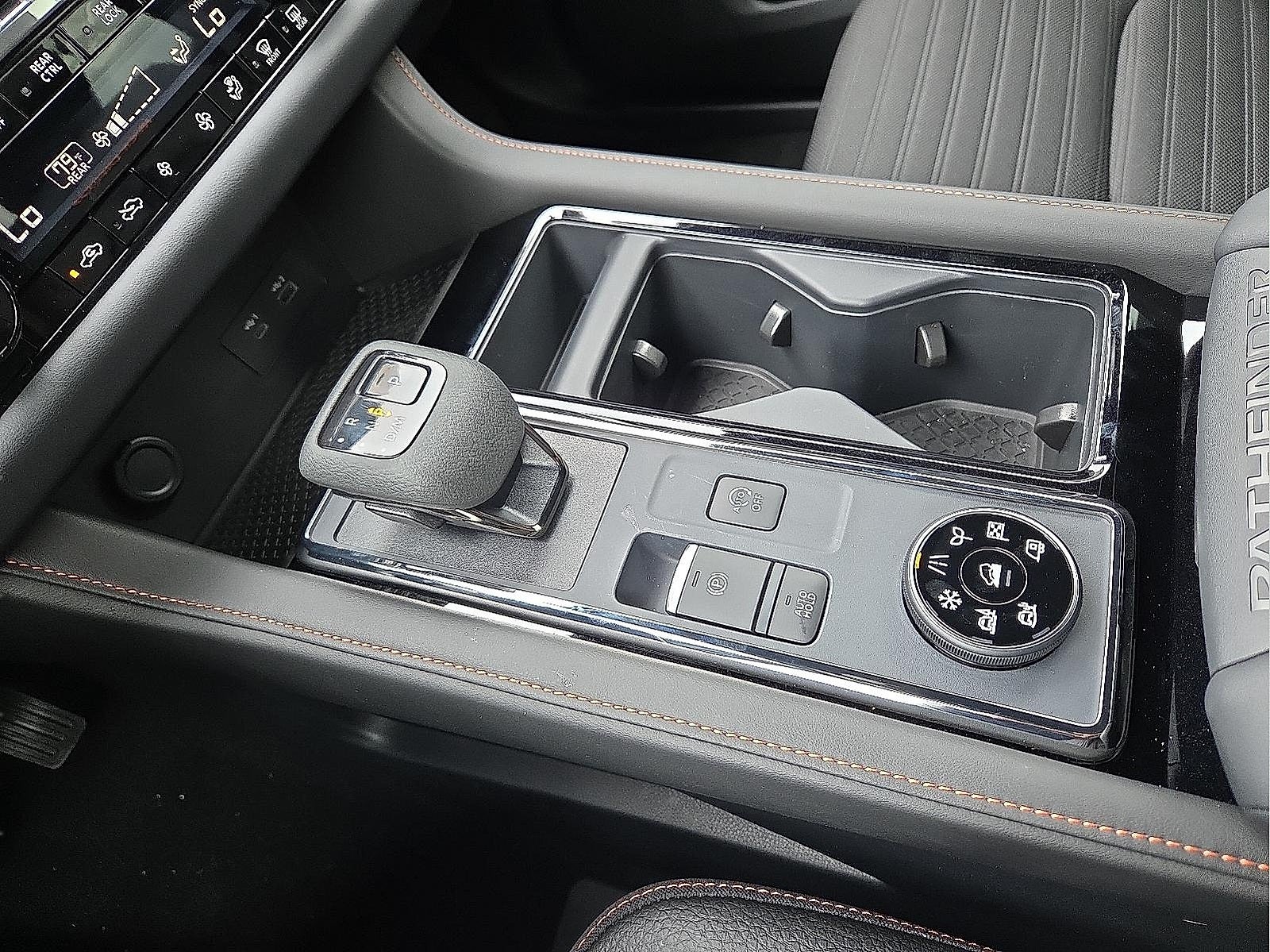 2025 Nissan Pathfinder Rock Creek®