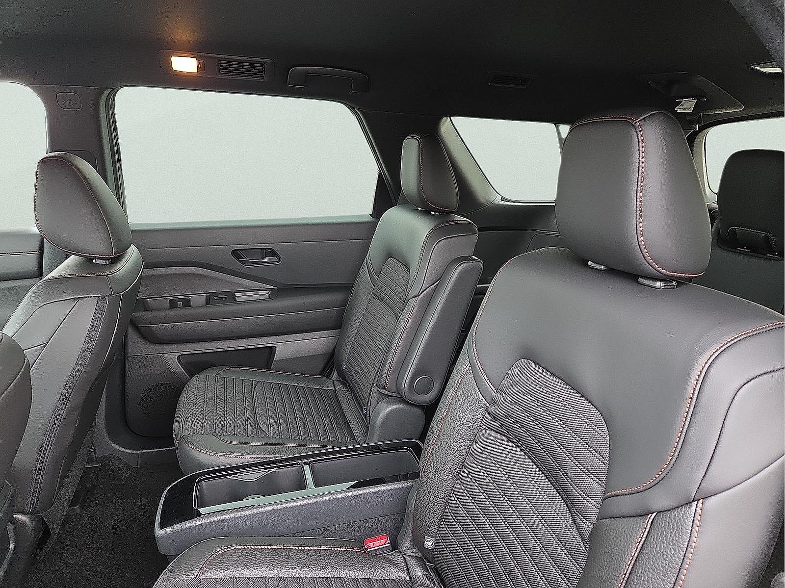 2025 Nissan Pathfinder Rock Creek®