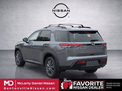 2026 Nissan Pathfinder SV