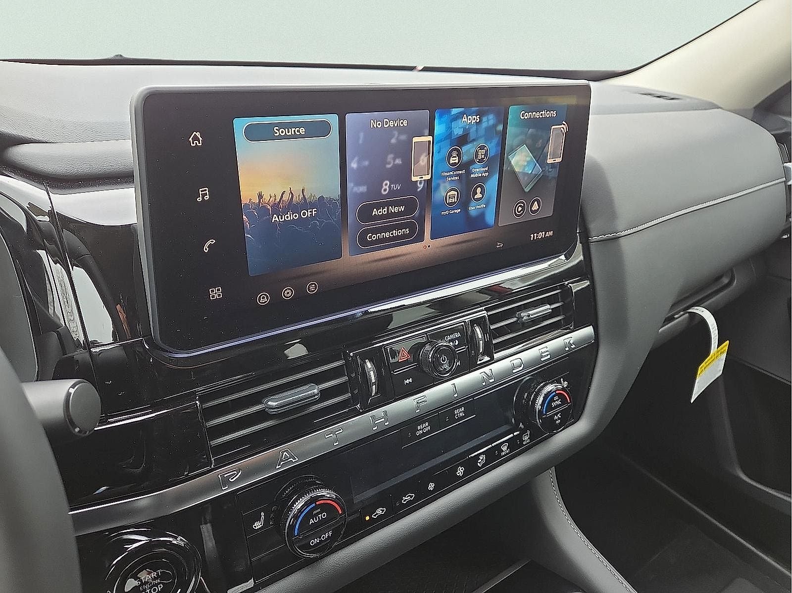 2026 Nissan Pathfinder SV