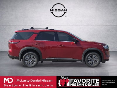 2026 Nissan Pathfinder SV