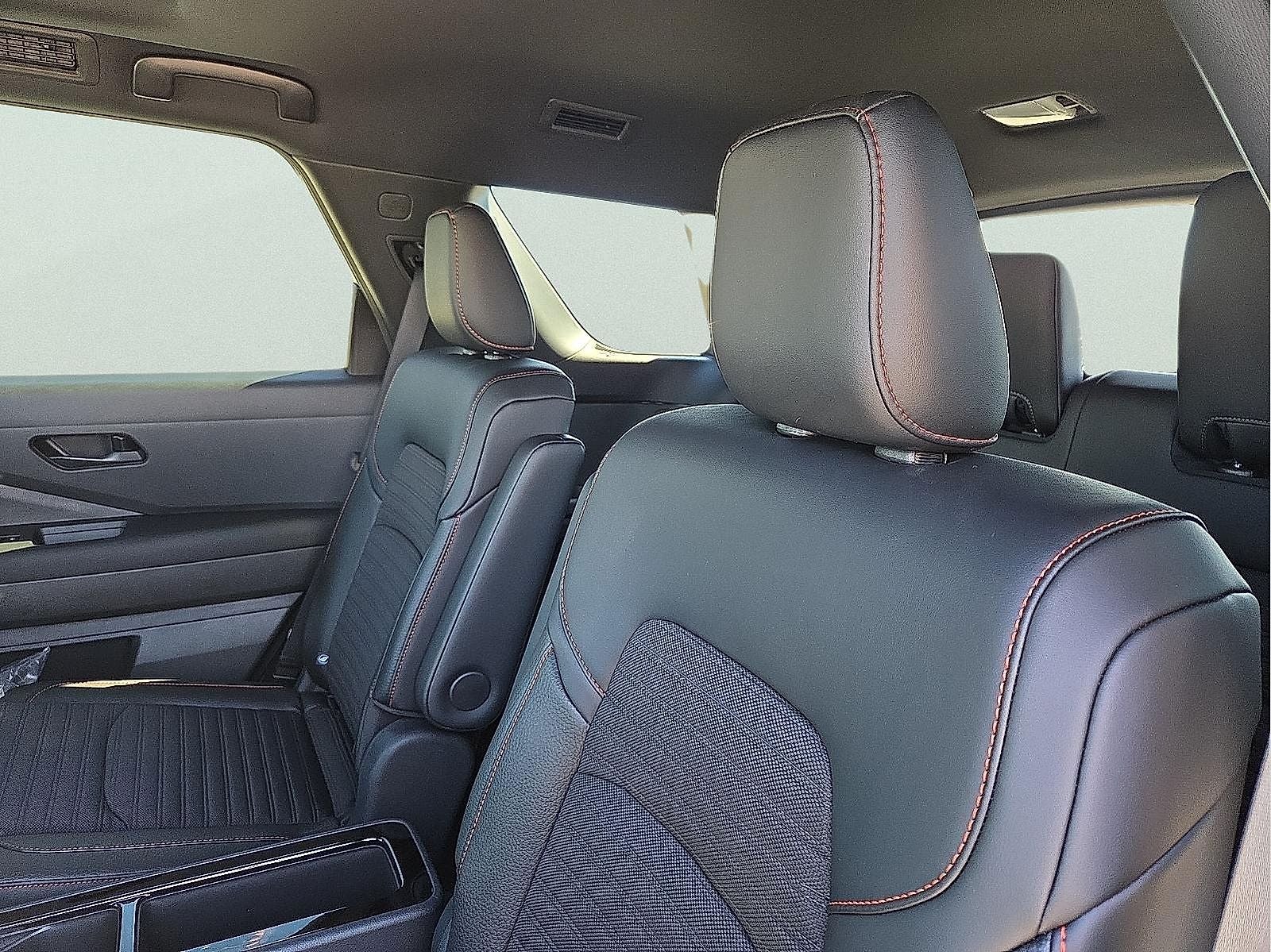 2026 Nissan Pathfinder Rock Creek®