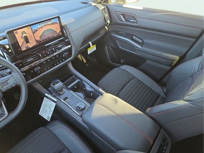 2026 Nissan Pathfinder Rock Creek®